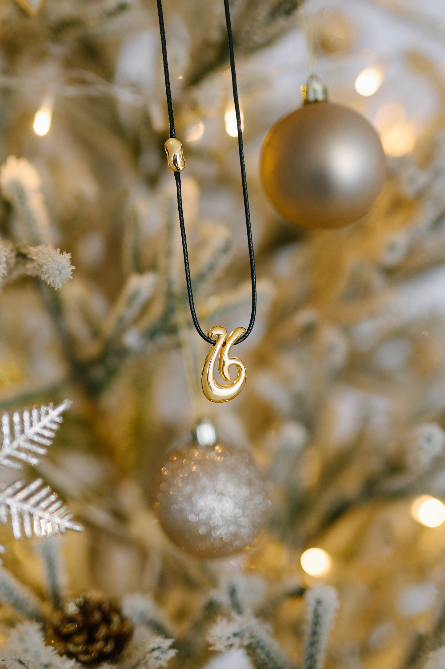 Γούρι Κολιέ 2026 – Χυτό Στοιχείο “26” - Χρυσό