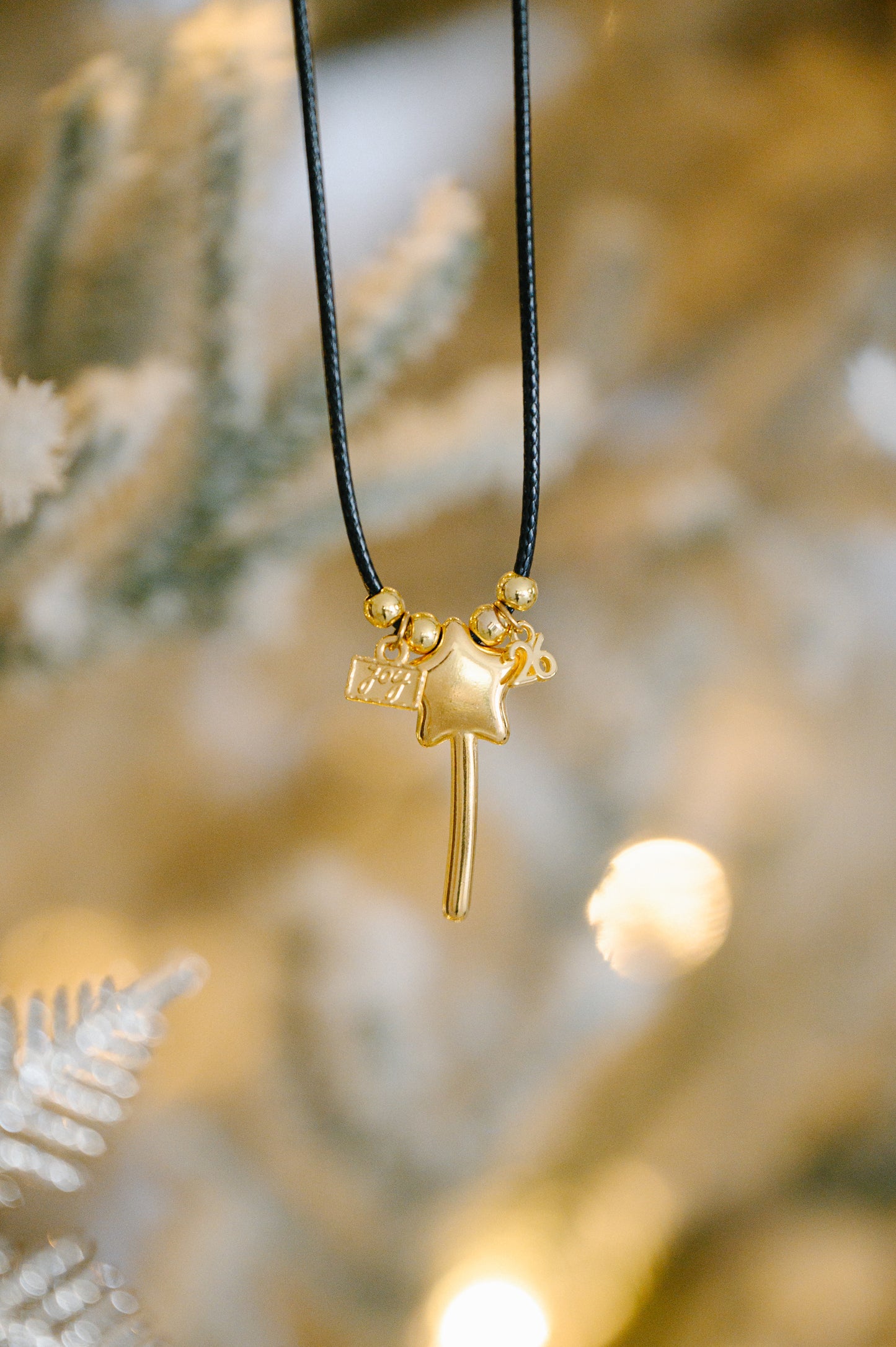 Γούρι Κολιέ 2026 - Μαγικό ραβδί (Χρυσό)